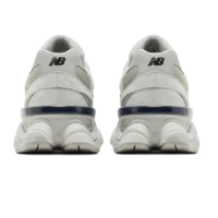 New Balance 9060 Silver Metallic Grey