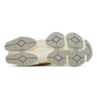 New Balance 9060 Varsity Gold