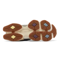 New Balance 9060 x Bodega “Age Of Discover”